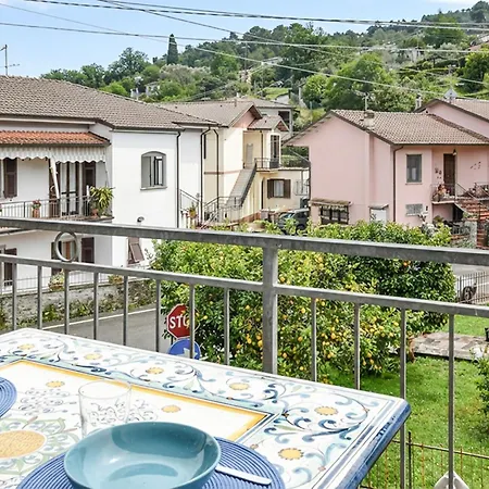 1 Bedroom Stunning Apartment In Ameglia Ameglia