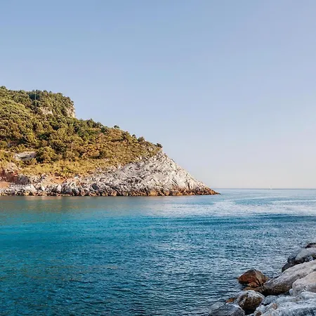 1 Bedroom Stunning Apartment In Ameglia * Ameglia