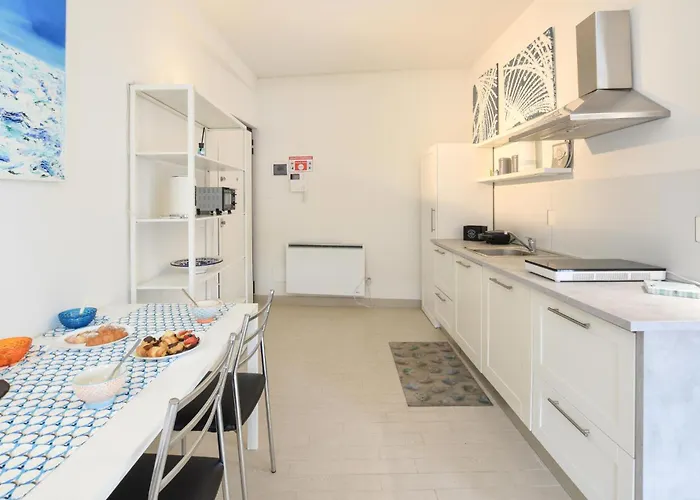Amazing In With Wifi Apartment *