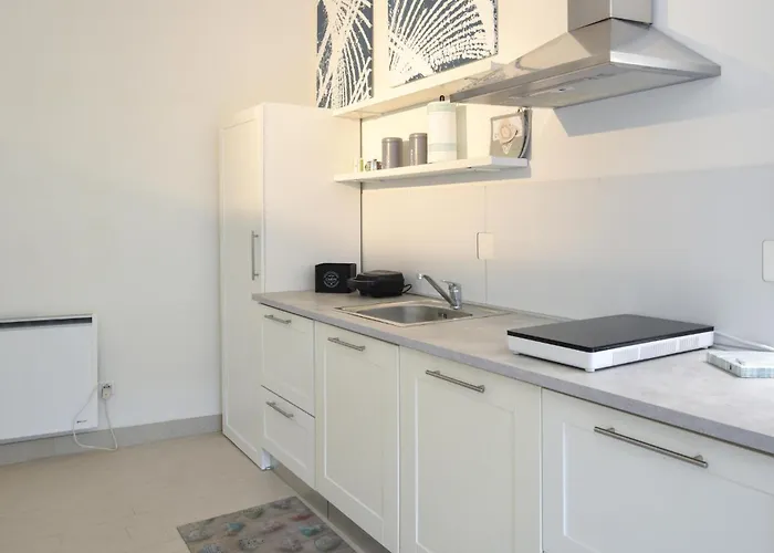 Amazing In With Wifi Apartment